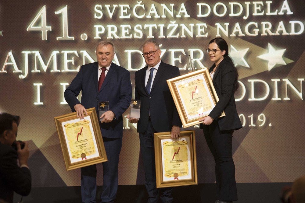 Nagrada za Životno djelo za 2019- Marinko Umićević, Kemal Čolak i Širbegović (preuzela kćerka)