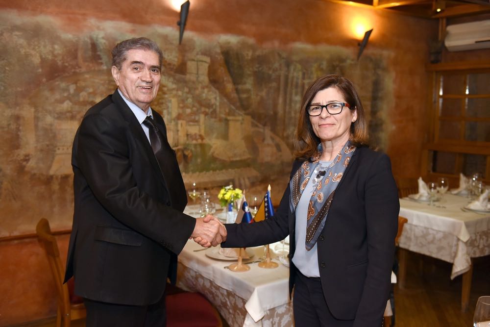 Pane Škrbić sa ambasadoricom Slovenije Nj. E. Zoricom Bukinac